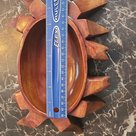 Crab shape wooden box - Picture 10 of 11